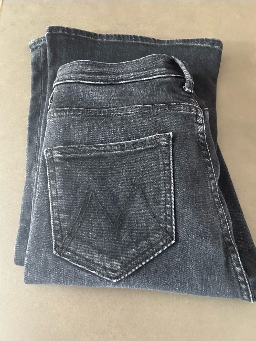 MOTHER Wide-Leg Jeans in Washed Black Denim